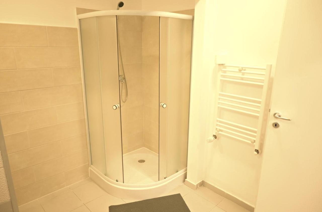 Luana Airport Apartments #4 Otopeni Exteriér fotografie