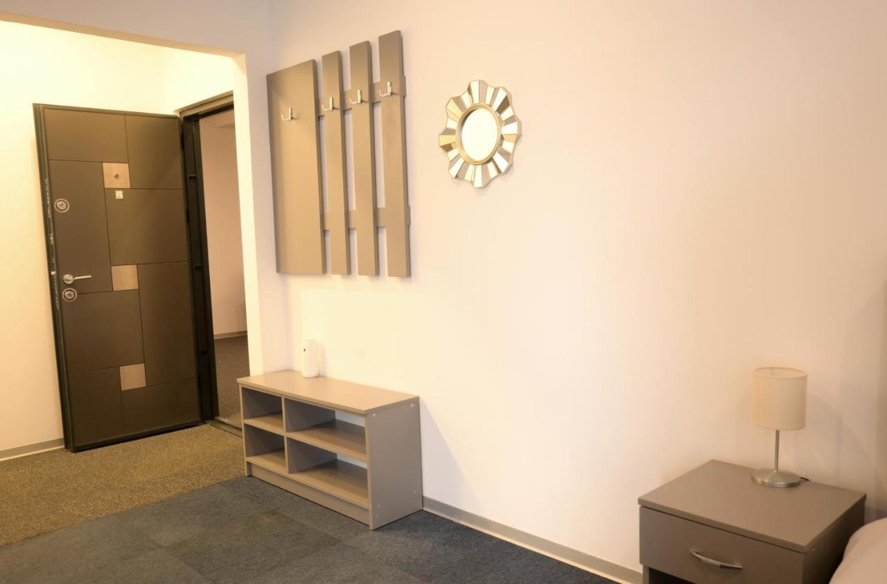 Luana Airport Apartments #4 Otopeni Exteriér fotografie